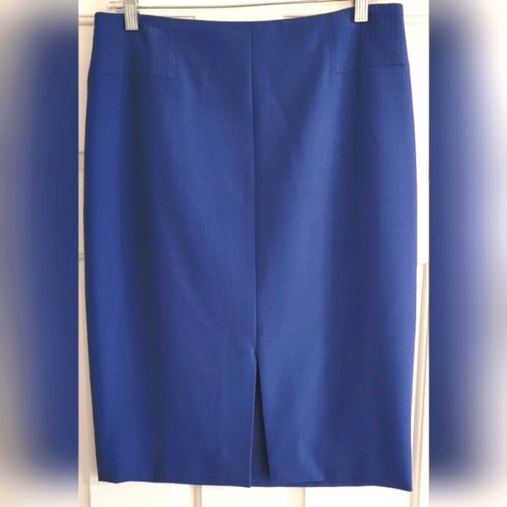 White House Black Market Pencil Skirt in Size 10 Blue - Picture 2 of 7